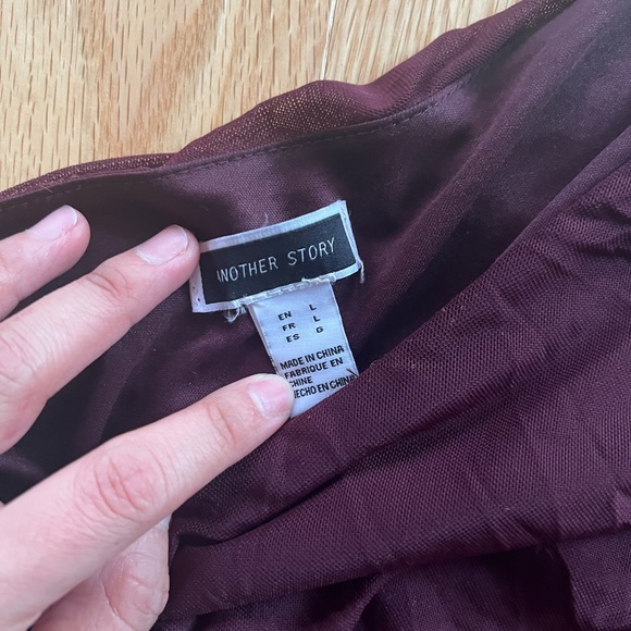 Another story dress size large - Picture 2 of 2